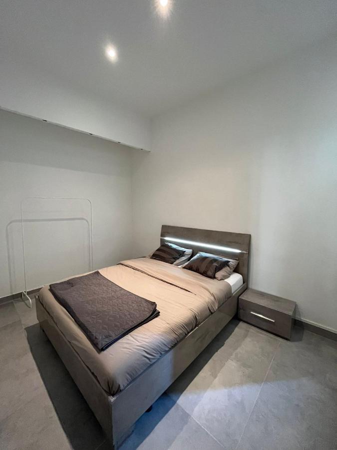 Le Central - T2 Proche Saint Charles Appartement Marseilles Buitenkant foto